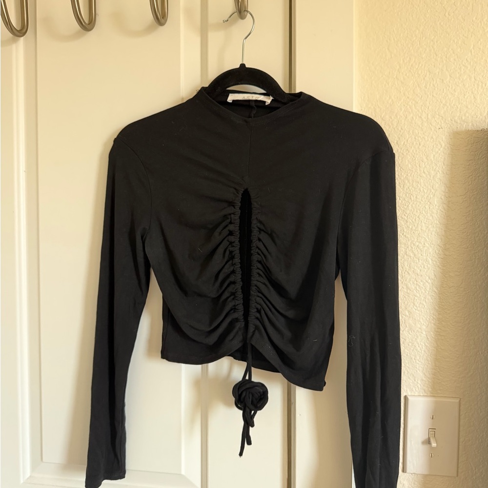 Women’s going out black Longsleeve